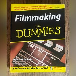 Filmmaking For Dummies Book Paperback Book Black & Yellow Cover